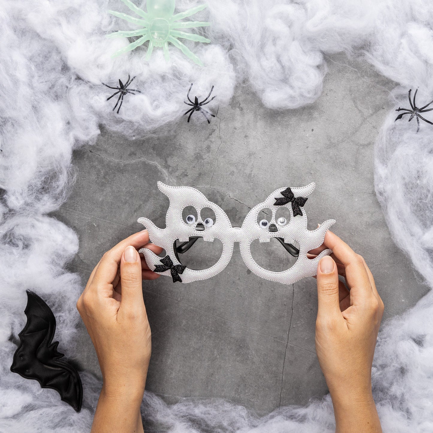 Halloween Eye Glasses Kids Fancy Dress Party Accessory Pumpkin Bat Novelty Gift