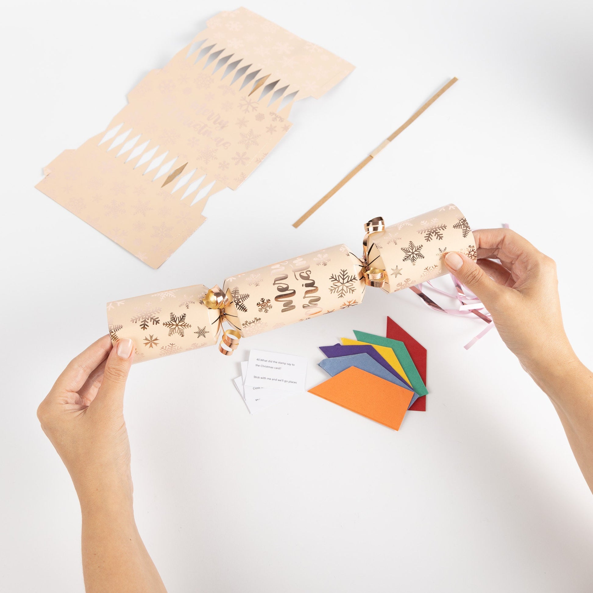 12 X Make Your Own Christmas Cracker kit Hats Snaps Crackers Jokes Ribbon Etsy