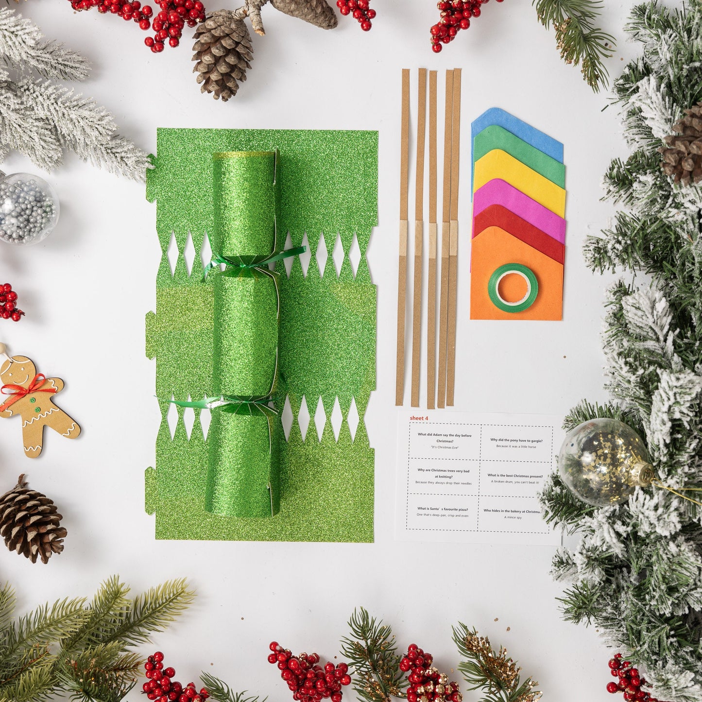 12 Make Your Own Christmas Cracker kit Crackers Hats Snaps GREEN GLITTER Etsy