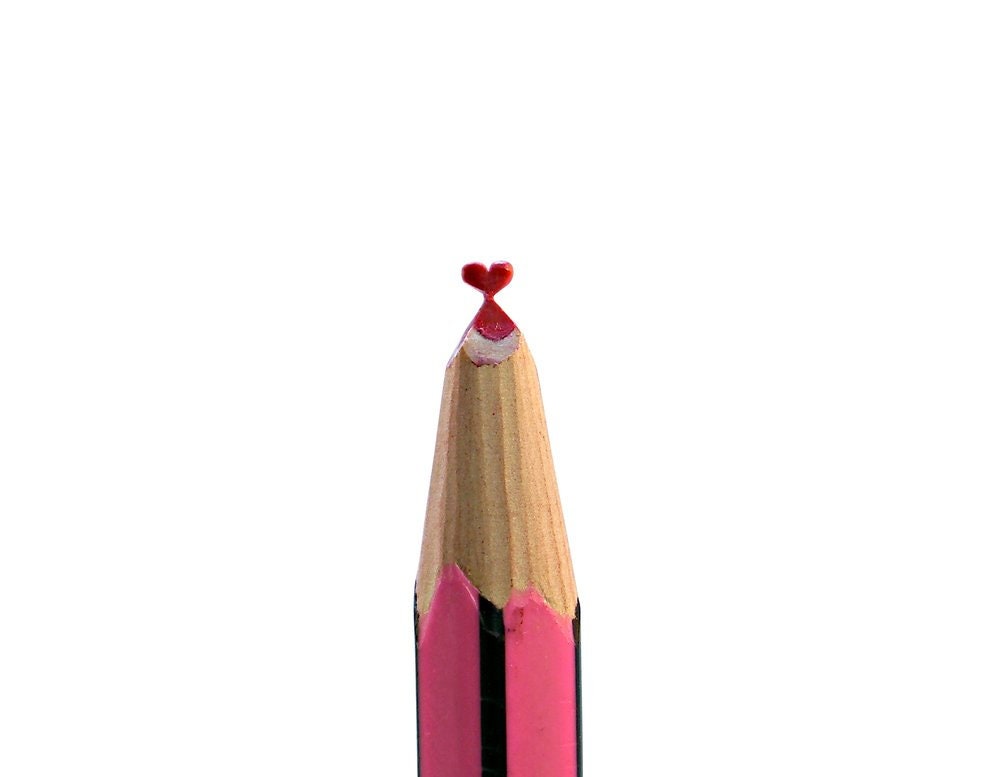 Hand-Carved Pencil Tip Heart Sculpture: Micro Art Gift