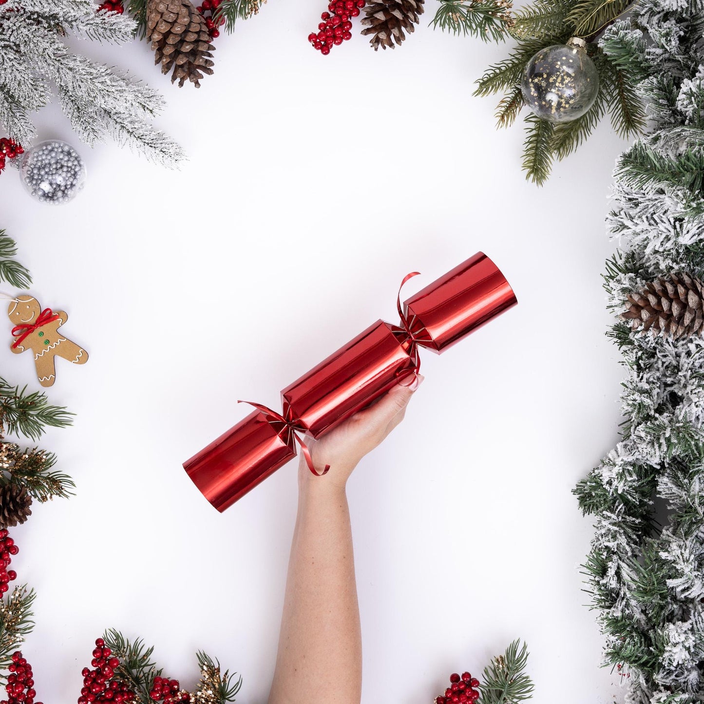 Make Your Own Christmas Cracker kit Crackers Hats Snaps red foil