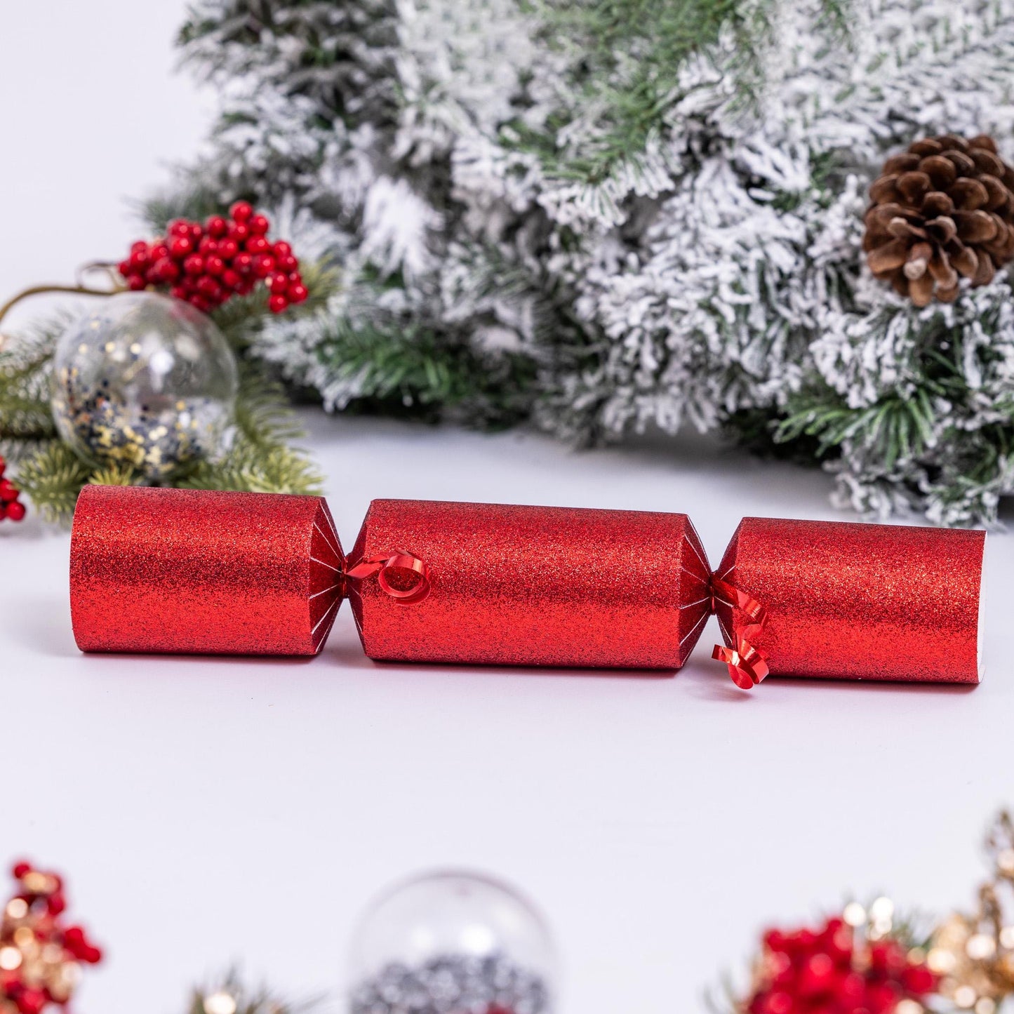12 Make Your Own Christmas Cracker kit Crackers Hats Snaps RED and silver GLITTER