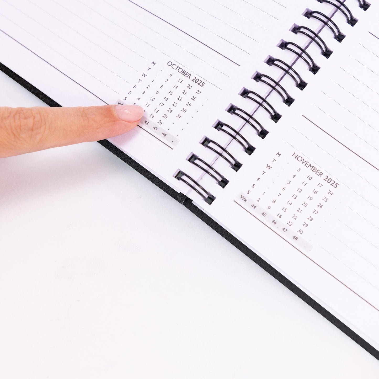 2025 A5 Week To View Diary: Hardback Spiral Planner