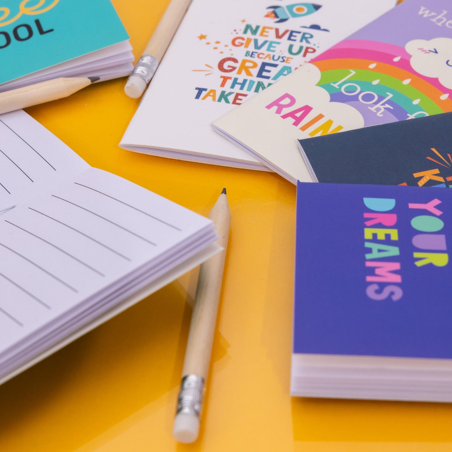 12 Mini Ruled Notebooks & Pencils Rubber A7 Notebook Party Bag School Gift