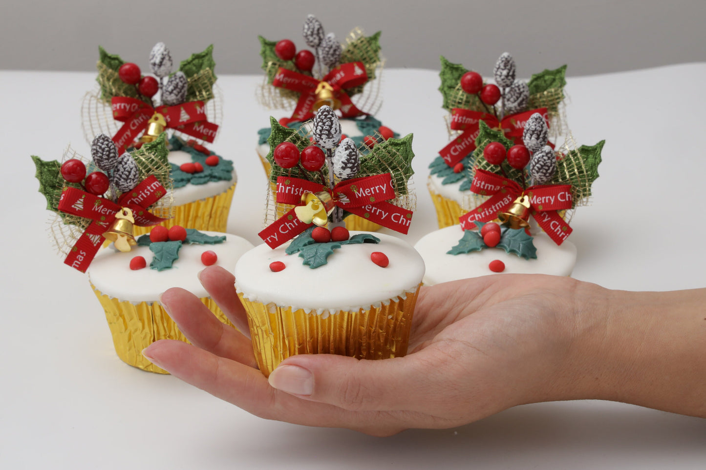 Holly Sprays Cake Christmas Topper Decorations 6 x Green Leaves Yule Log decoration Cupcake Muffin Toppers (6pc Holly Green  ) Keechi & co.