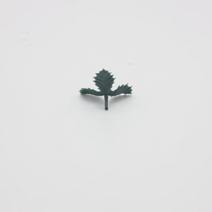 Plastic Holly Leaf Christmas Cake Toppers – 37mm – Pack of 20 – image 5
