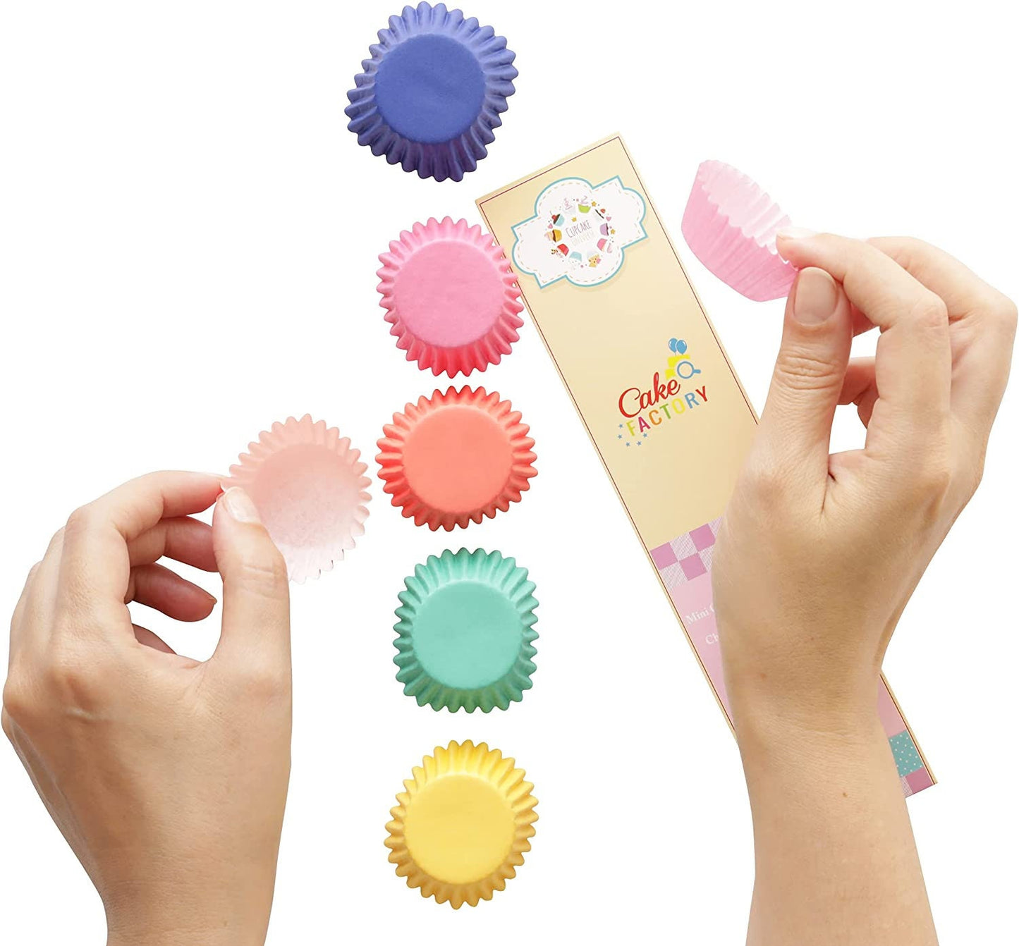 200 Pastel Rainbow Mini Cupcake Liners: Baking Paper Cases