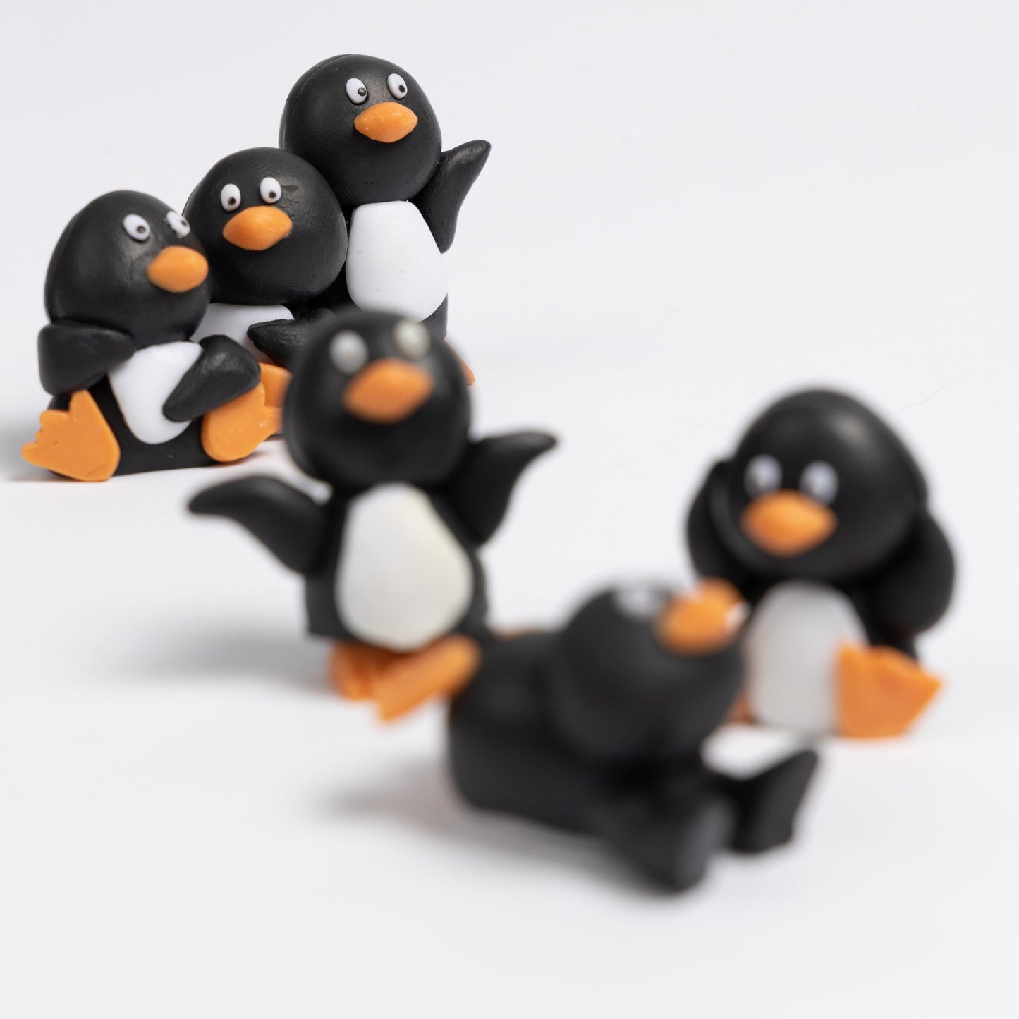 Mini penguin 6Pc set Cake Decorations Kit Santa's Snowmen Trees Teddy Reindeer Christmas Signs Motto Birthday Yule Log Toppers (Penguin) Keechi & co.