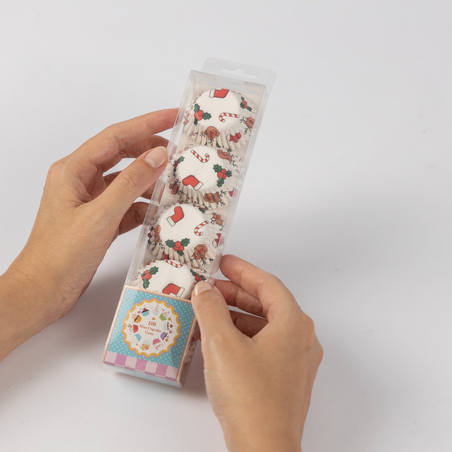 100 Mini Cupcake Cases Baking Muffin Cake Petits Fours Christmas Designs
