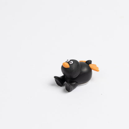 Mini Penguin Christmas Cake Toppers – 3D – Set of 6 – image 9
