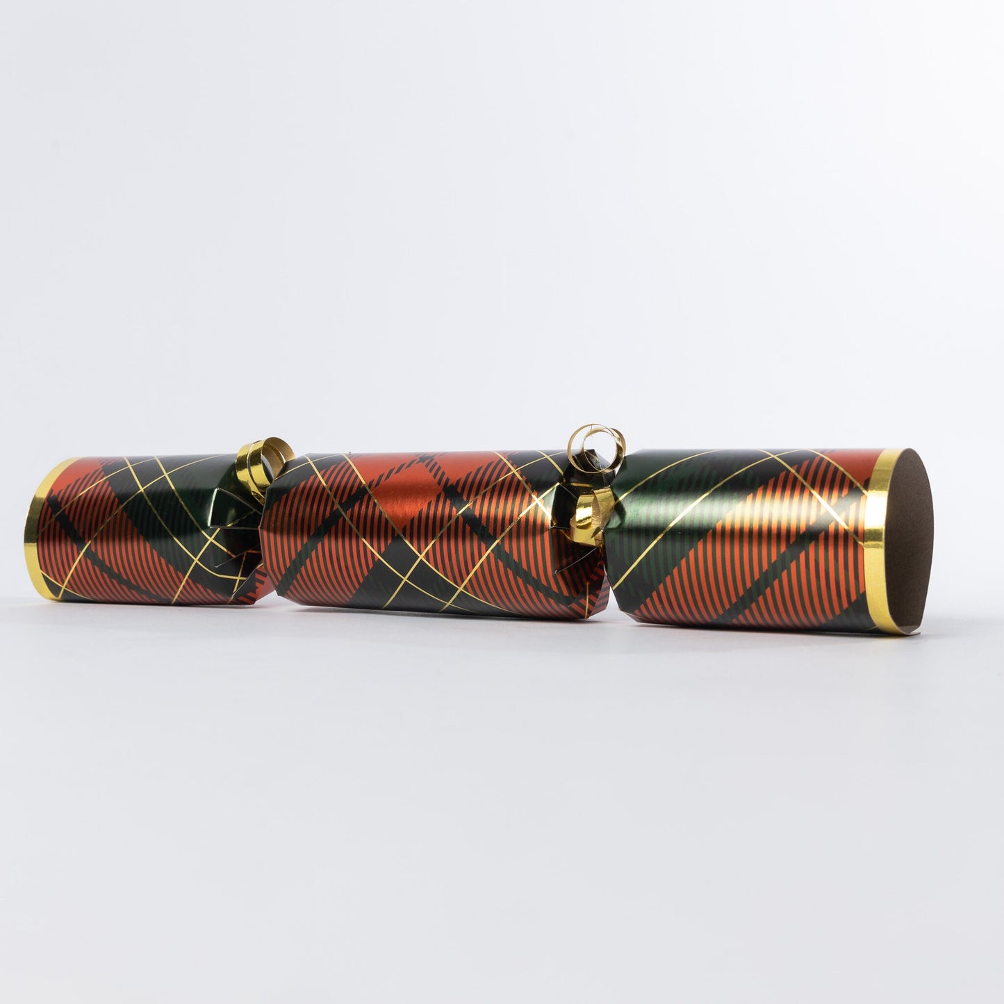 Make Your Own Christmas Cracker Kit Crackers Hats Snaps Jokes Holly Party Favours 12 Pieces(Tartan ) Keechi & co.