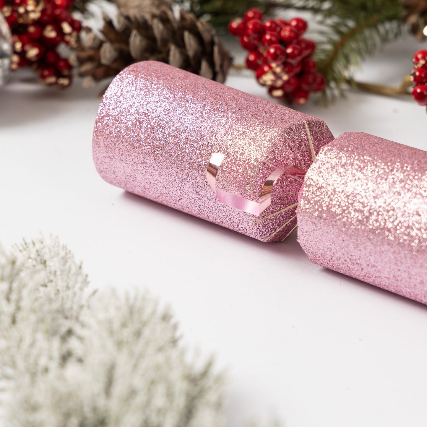 6 Make Your Own Christmas Cracker kit Crackers Hats Snaps PINK GLITTER Keechi & co.