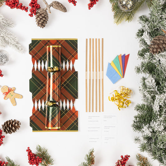 Make Your Own Christmas Cracker Kit – 12 Crackers, Hats, Snaps & Jokes – image 4