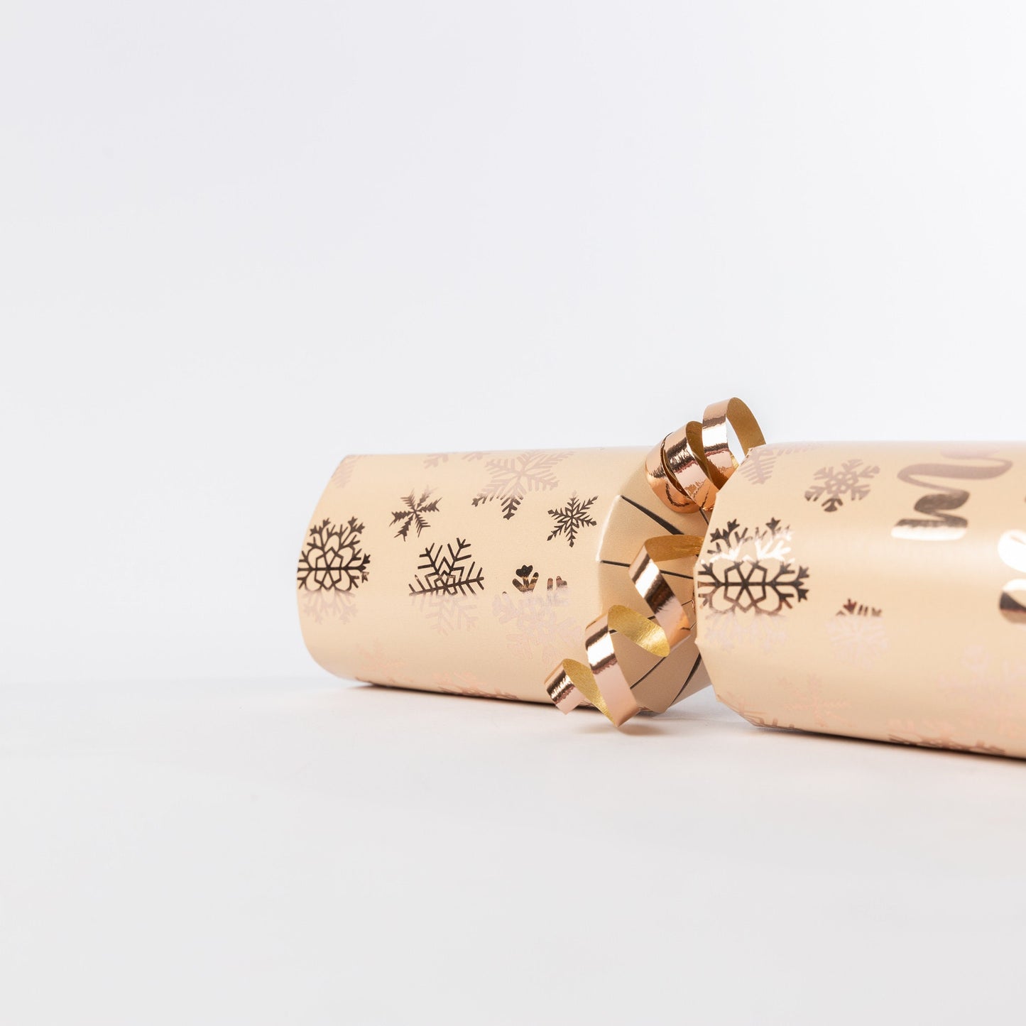 DIY Christmas Cracker Kit: Rose Gold Ribbon, Hats, Snaps, Jokes (12 Pack)