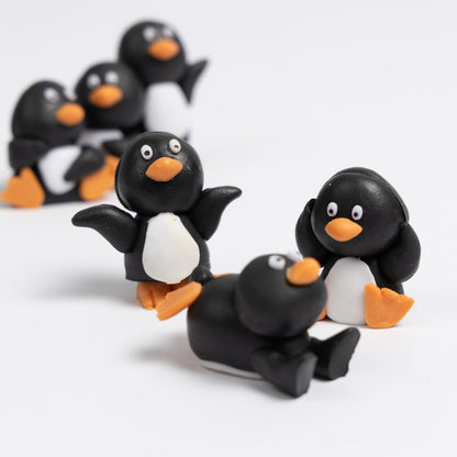 Mini Penguin Christmas Cake Toppers – 3D – Set of 6