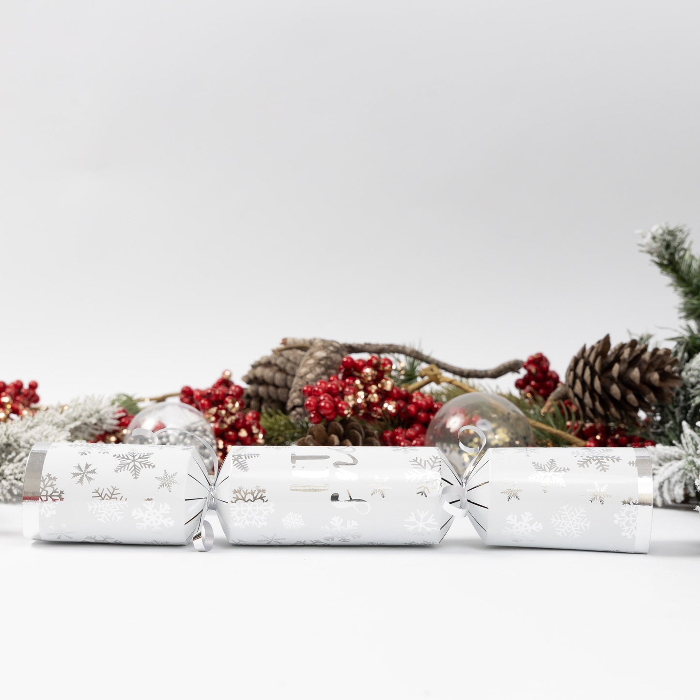 Make Your Own Christmas Cracker kit Crackers Hats Snaps Let it snow silver
