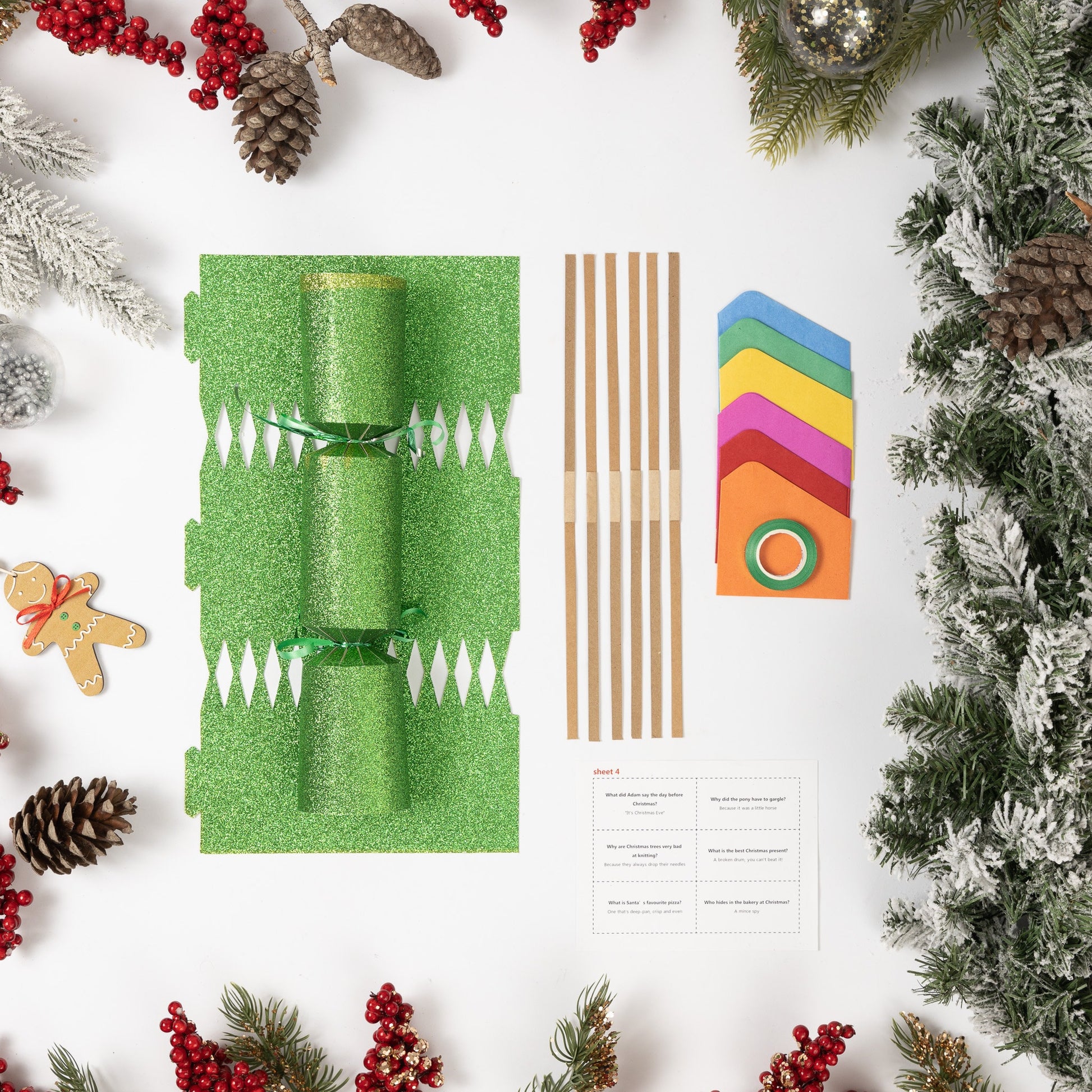 Make Your Own Christmas Cracker kit Crackers Hats Snaps Green glitter Keechi & co.