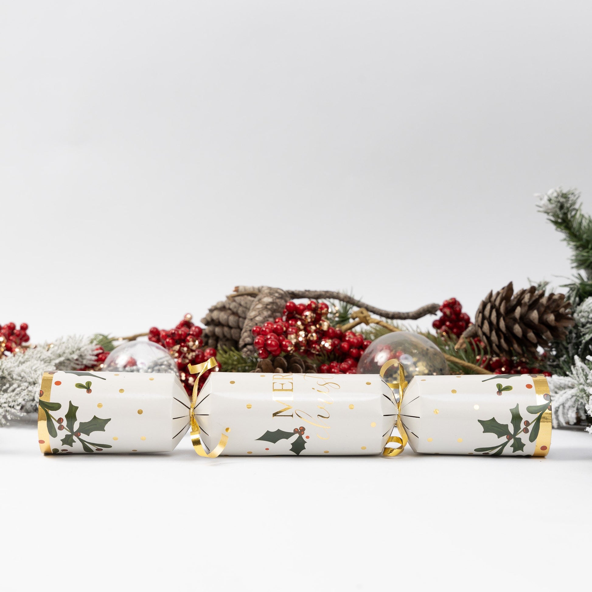 Make Your Own Christmas Cracker kit Crackers Hats Snaps Let it snow silver Keechi & co.