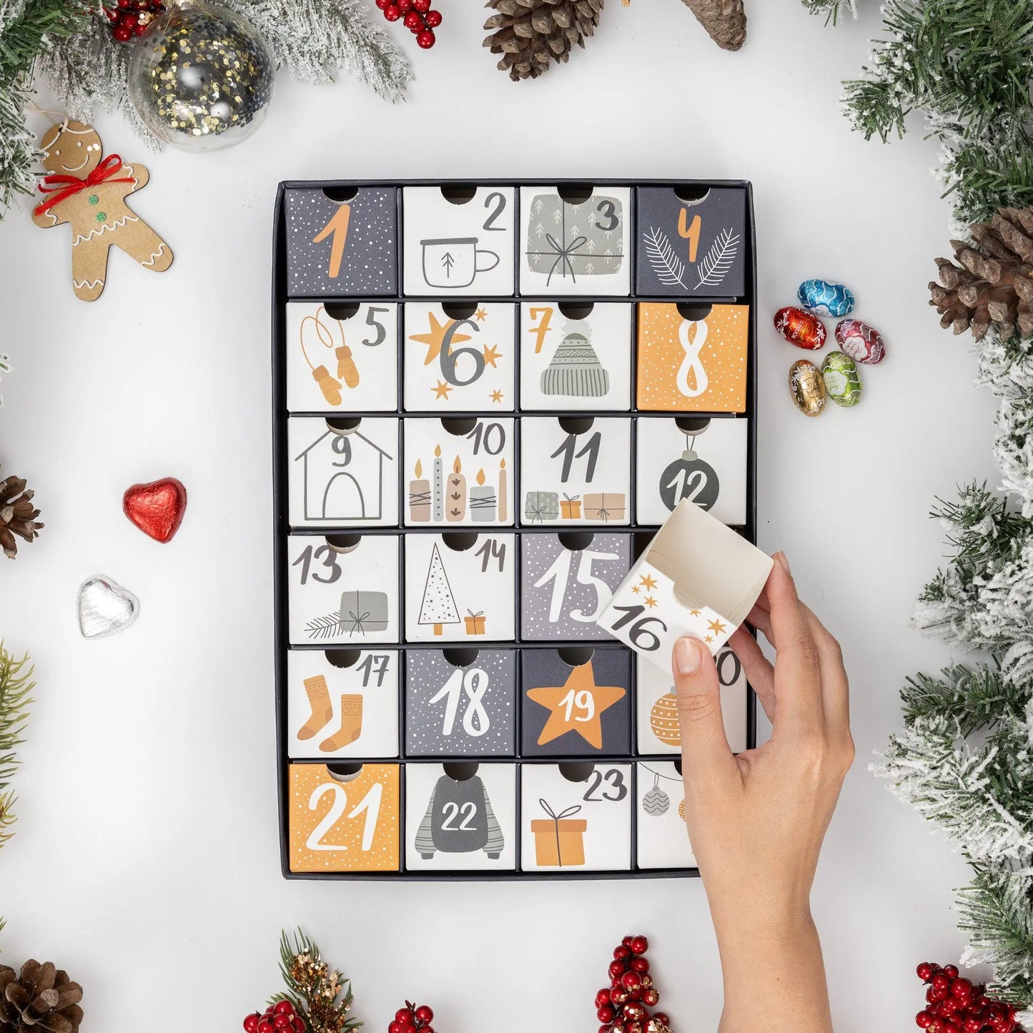 Christmas Fill Create Make your Own Advent Calendar 24 Days 1-24 Draws Christmas Countdown Keechi & co.