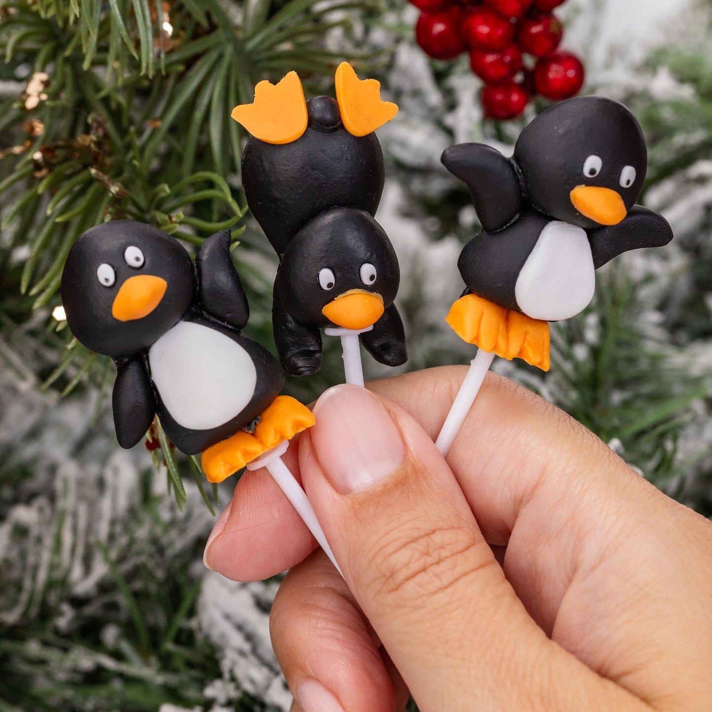 Penguin cake topper 6Pcs Mini Cake Decorations Kit Birthday Wedding Yule Log Christmas Toppers (Penguin)