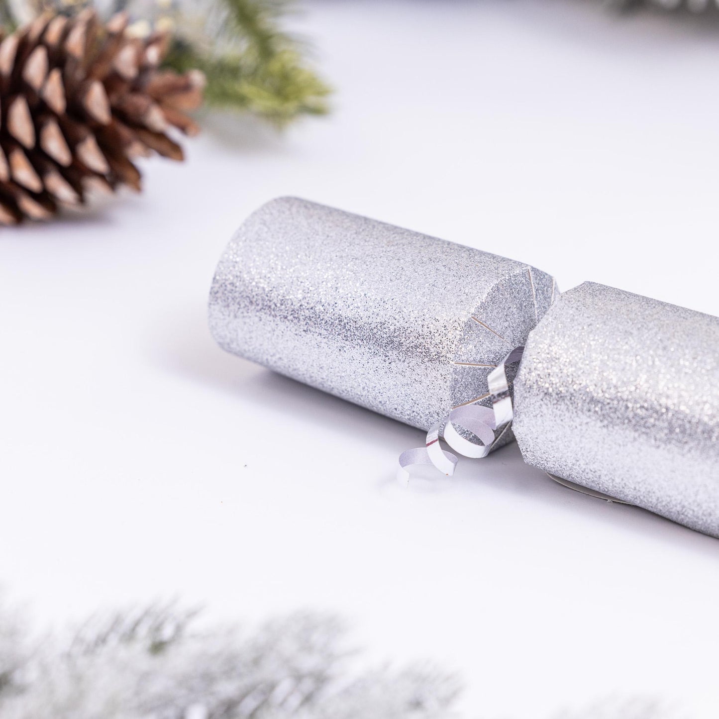 12 Make Your Own Christmas Cracker kit Crackers Hats Snaps RED and silver GLITTER