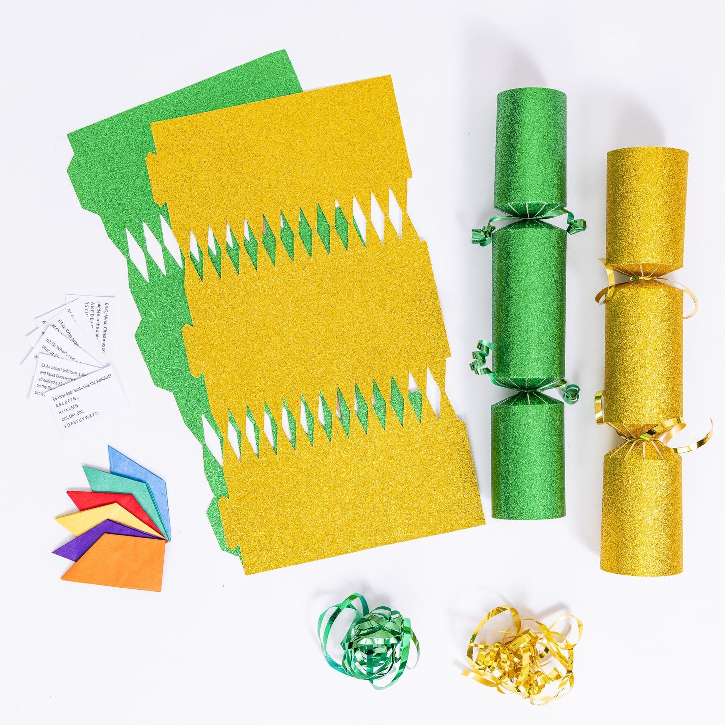 12 Make Your Own Christmas Cracker kit Crackers Hats Snaps Gold and Green GLITTER