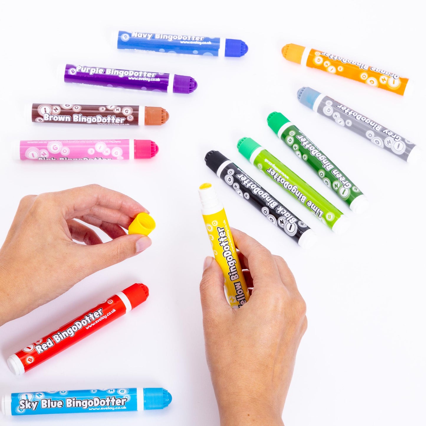 12 bingo Dabbers Coloured Markers Felt Dot  Mixed Pens Ticket Dabbers Non Drip