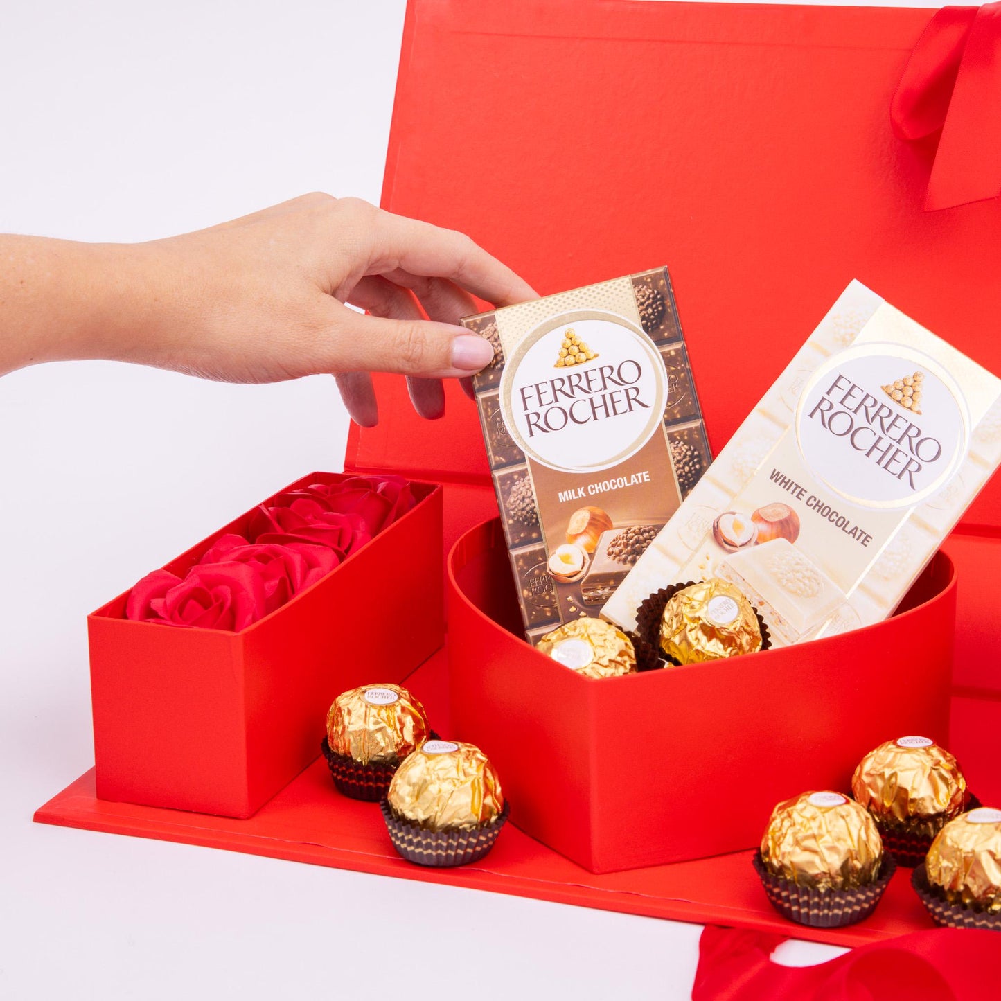 Ferrero Rocher Chocolate Gift Box: Milk & White Chocolate Hamper