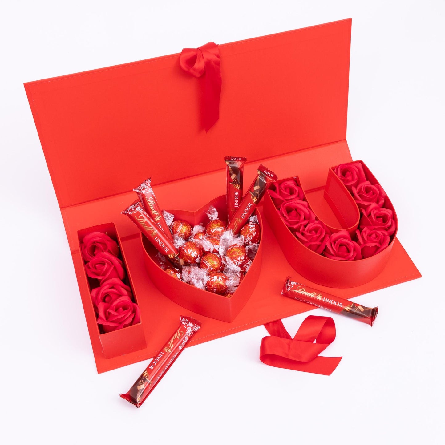 Lindt Milk Chocolate Gift Set: Truffles & Soap Roses Hamper