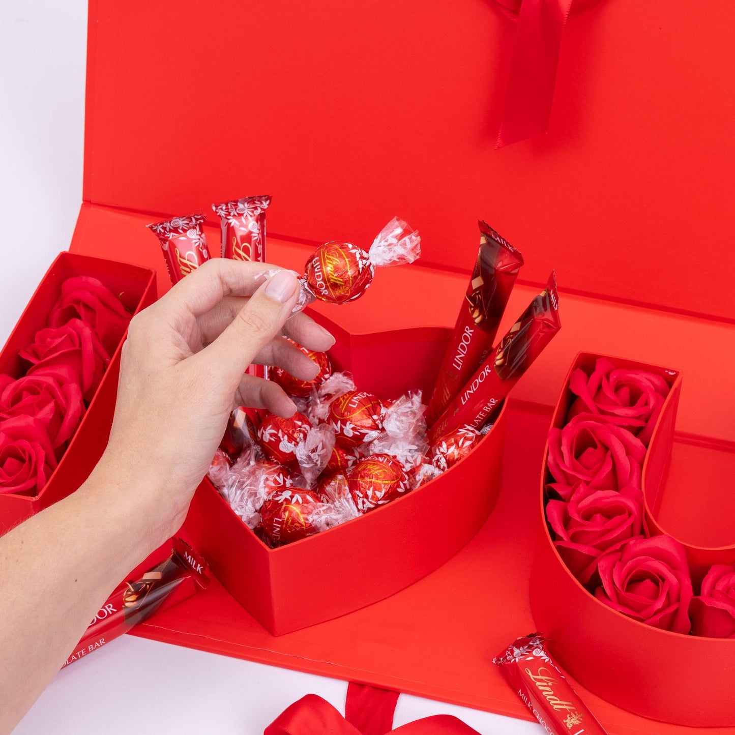 Lindt Milk Chocolate Gift Set: Truffles & Soap Roses Hamper