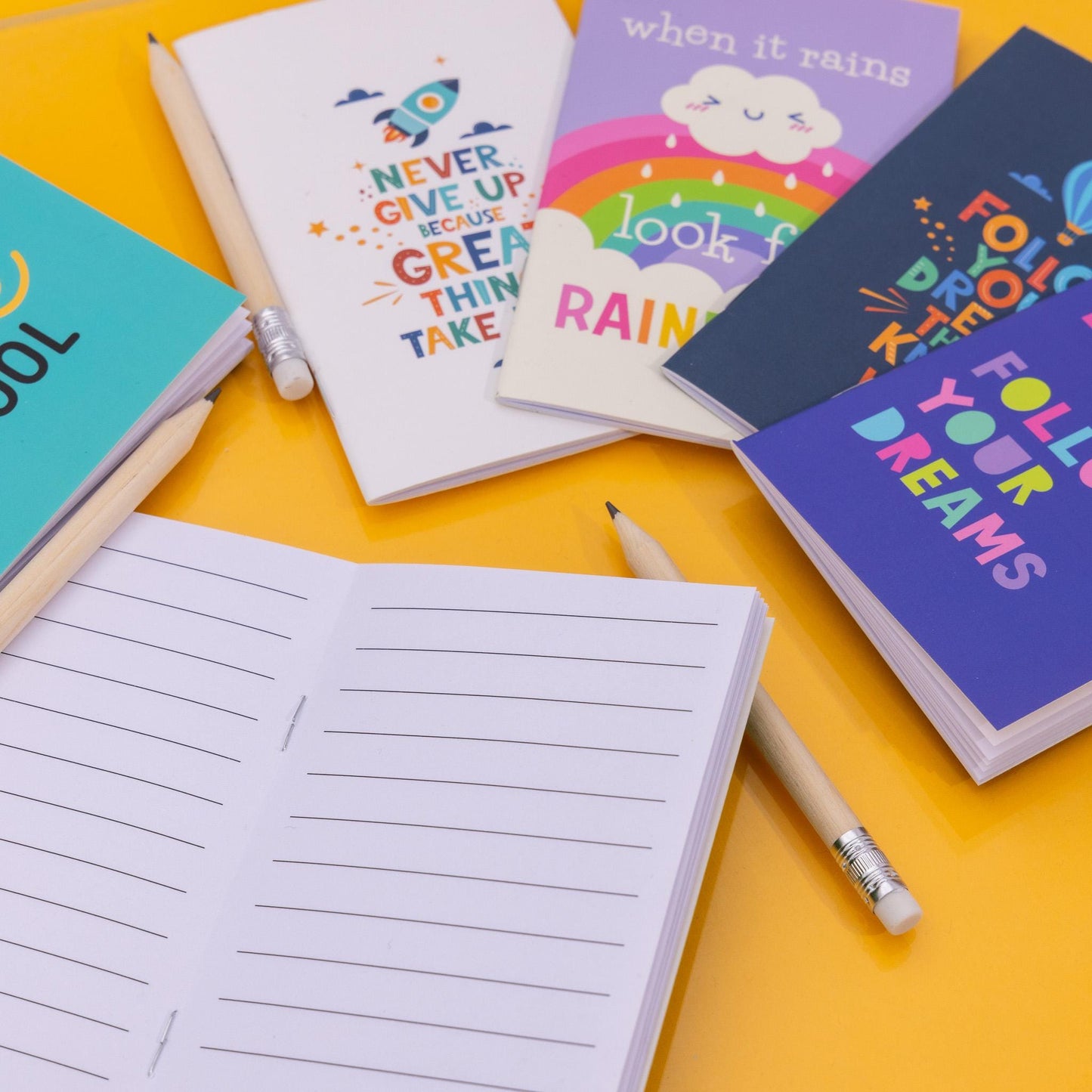12 Mini Ruled Notebooks & Pencils Rubber A7 Notebook Party Bag School Gift