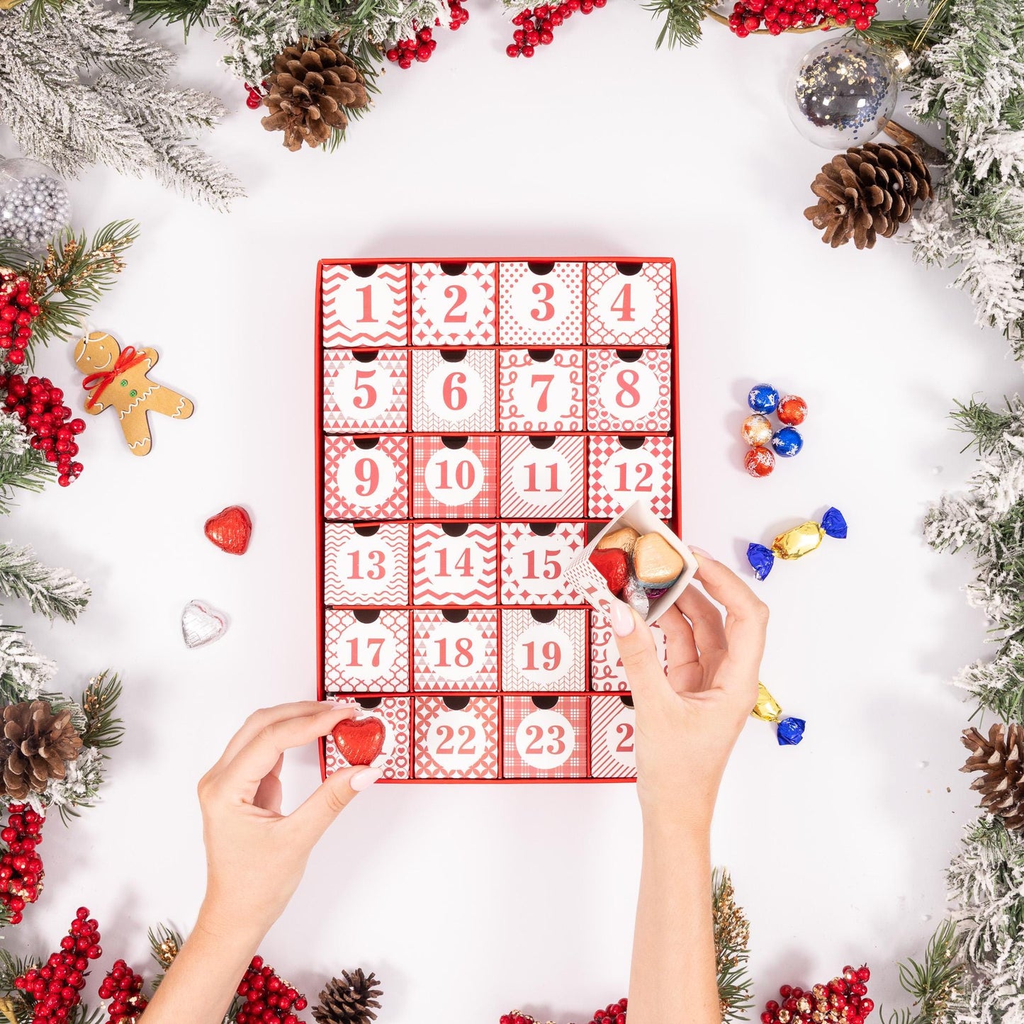 Fill your Own Advent Calendar 1-24 Draws Christmas Countdown Aztec