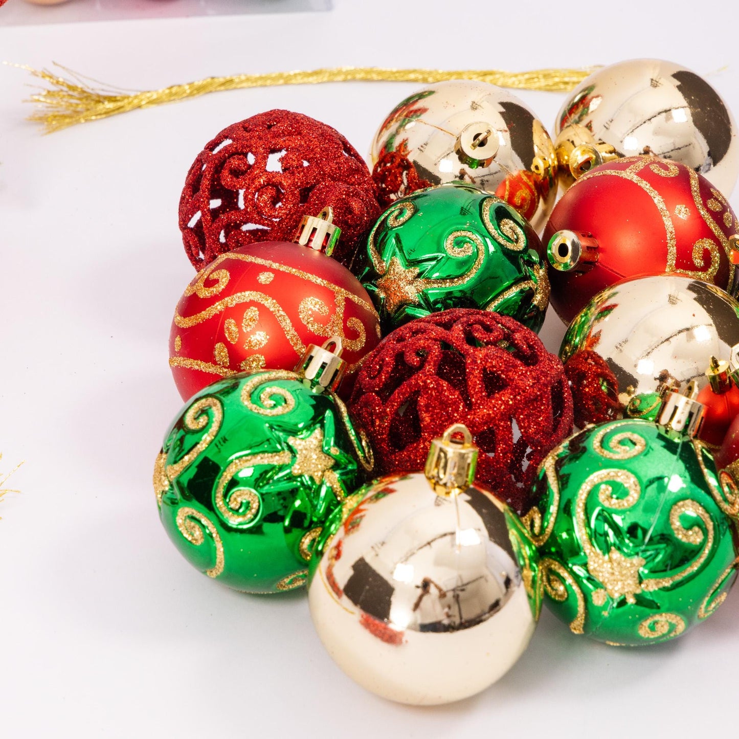 100 Christmas Baubles Tree Hanging Balls Xmas Party Beads Ornament Traditional