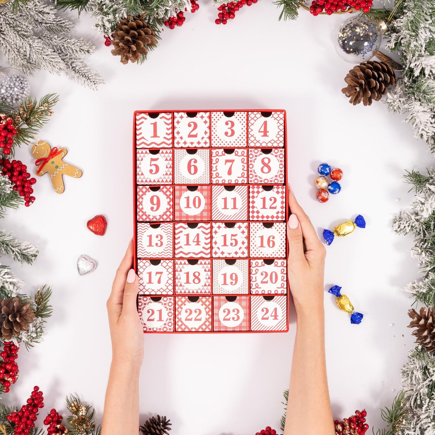 Fill your Own Advent Calendar 1-24 Draws Christmas Countdown Aztec