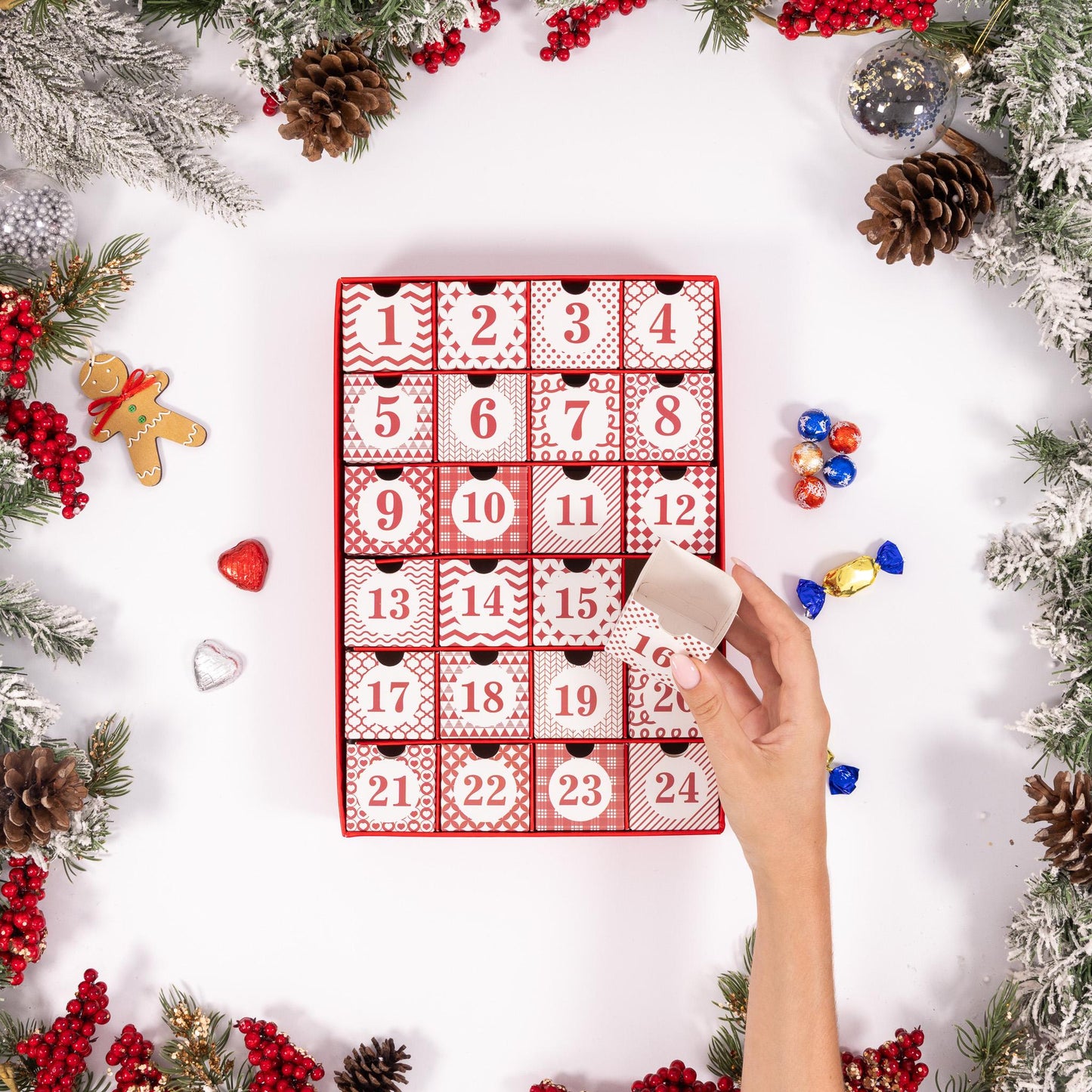 Fill your Own Advent Calendar 1-24 Draws Christmas Countdown Aztec