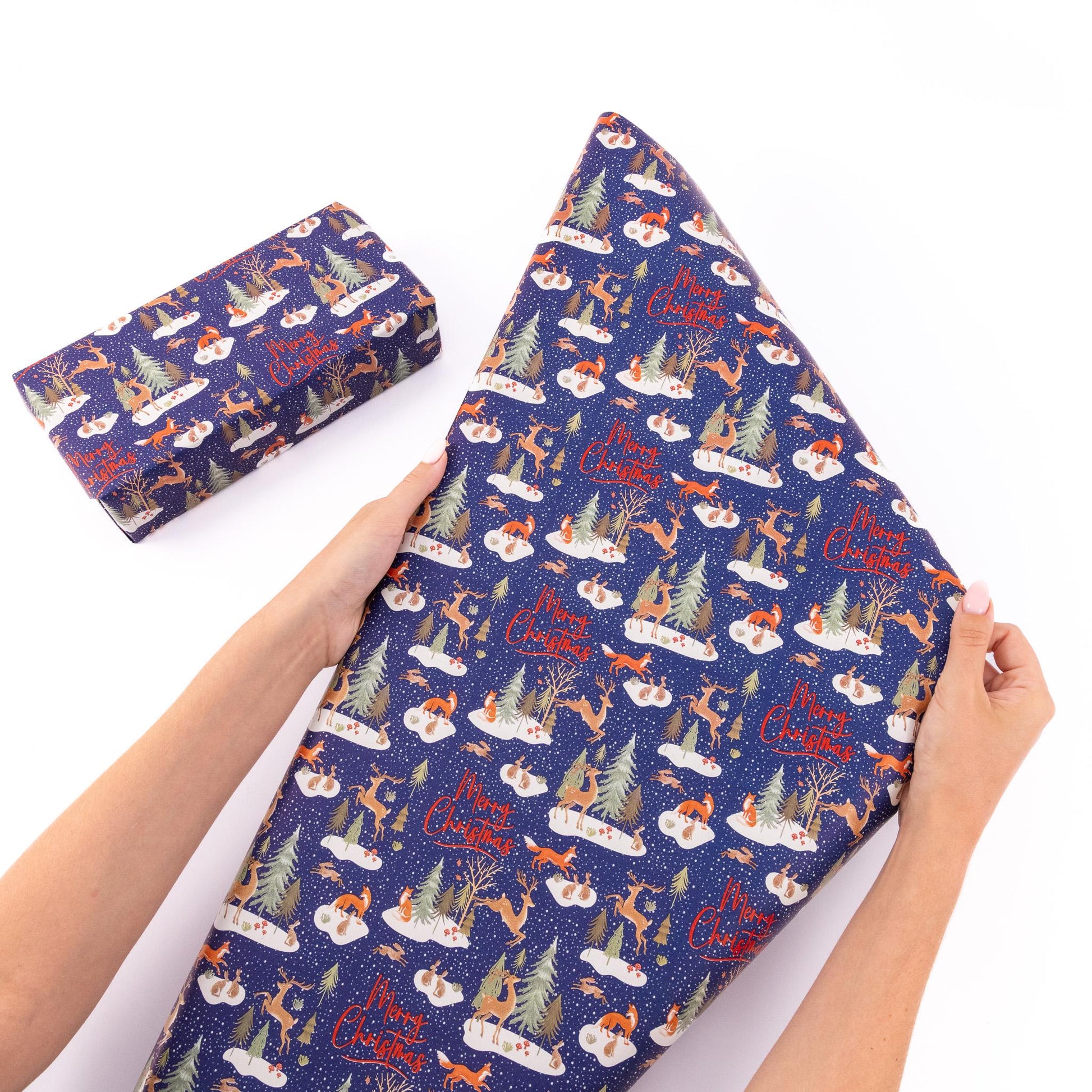 4 Rolls Christmas Gift Wrapping Woodland Paper 4M x 70cm Roll 16 Metre Etsy