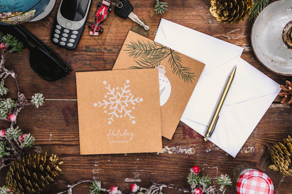 Christmas Cards Bumper Pack – 2 Kraft Designs – Pack of 30